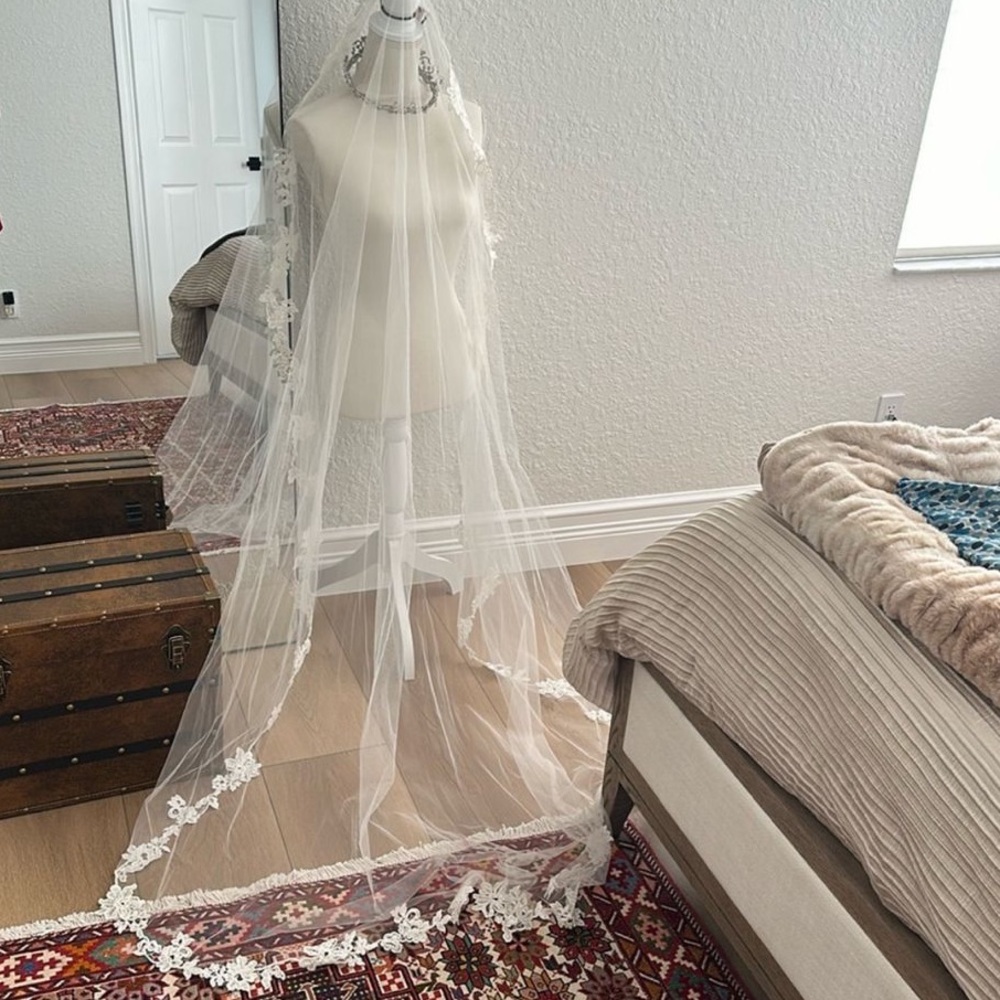 Wedding veil.